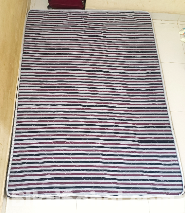 ফোমের মট্রেস